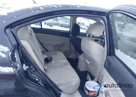 2013 Subaru Impreza 2.0I z USA, uszkodzony, nr VIN JF1GJAA65DH008628